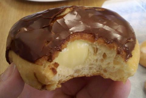 Boston cream donut