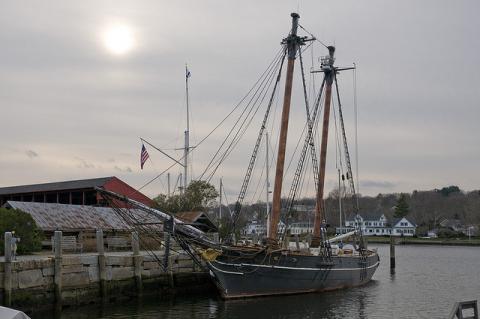 Freedom schooner Amistad Freedom schooner Amistad
