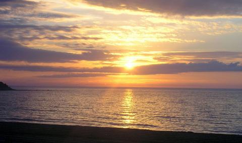 Sunrise in Hampton Beach, NH Sunrise in Hampton Beach, New Hampshire