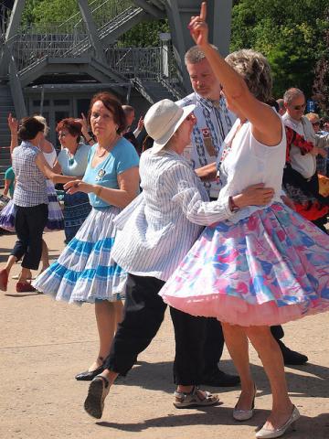 Lively Square Dancers
