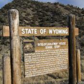 Historic marker at the site of Halfway House Stage Stop in Wyoming 