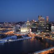 Pittsburgh skyline showing 3 rivers and Point Park