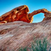 Sandstone arch in Valley of Fire, Nevada