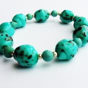 Turquoise stone and glass bracelet